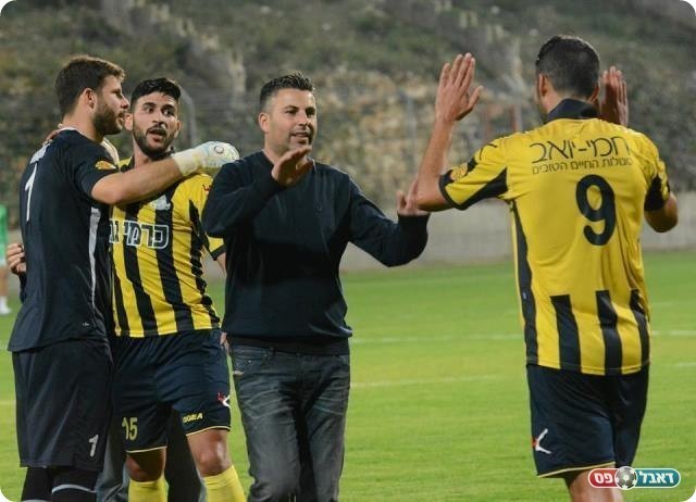 מאמן-קוסם. ליאור זדה בא לפרגן לרן בן שמעון (ולדי מויסייב)